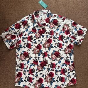 Vatpave White Short-Sleeve Button-Down Shirt with Red Rose Print Size L